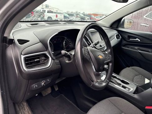 Used 2021 Chevrolet Equinox LT image 8