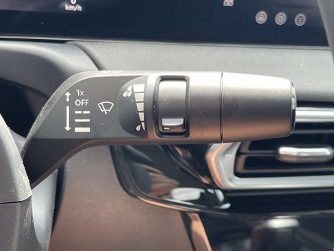 New 2026 Nissan Sentra SR w/ SR Premium Package FWD image 36