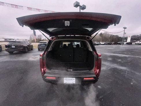 Used 2024 Nissan Pathfinder SV w/ Cargo Package image 29