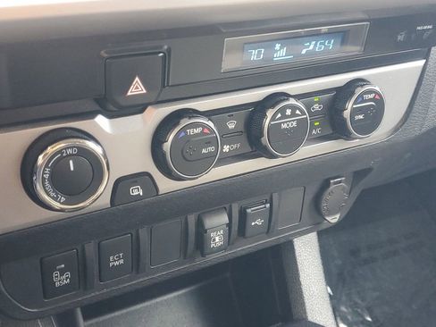 Used 2022 Toyota Tacoma SR5 w/ Technology Package image 25