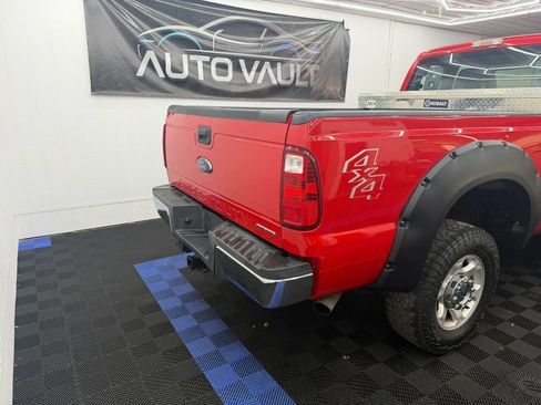 Used 2016 Ford F250 XL w/ XL Appearance Package AWD/4WD image 3