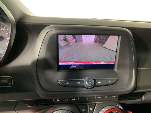 Used 2020 Chevrolet Camaro LT RWD image 27