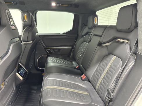 Used 2023 Rivian R1T Adventure AWD/4WD image 21