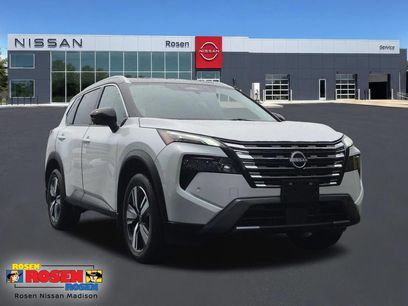 Used 2025 Nissan Rogue SL w/ Tech Package