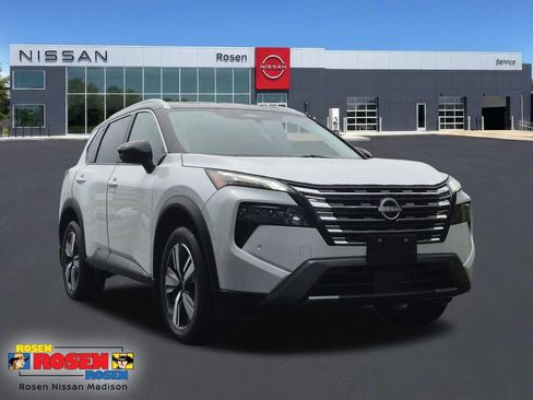 Used 2025 Nissan Rogue SL w/ Tech Package AWD/4WD image 1