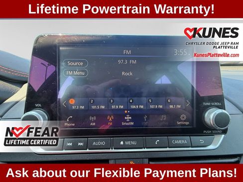 Used 2025 Nissan Altima 2.5 SR FWD image 25