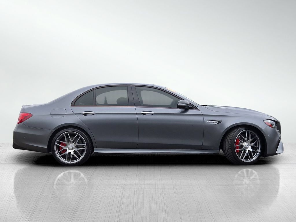 Used 2019 Mercedes-Benz E 63 AMG S image 3