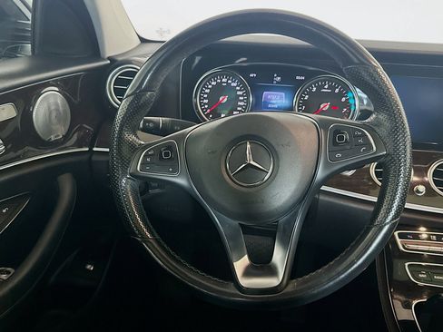 Used 2018 Mercedes-Benz E 300 image 18