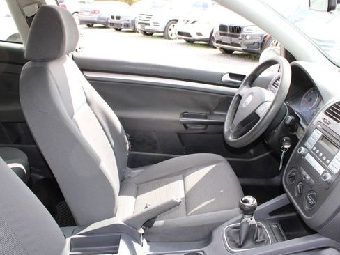 Used 2008 Volkswagen Rabbit S FWD image 11
