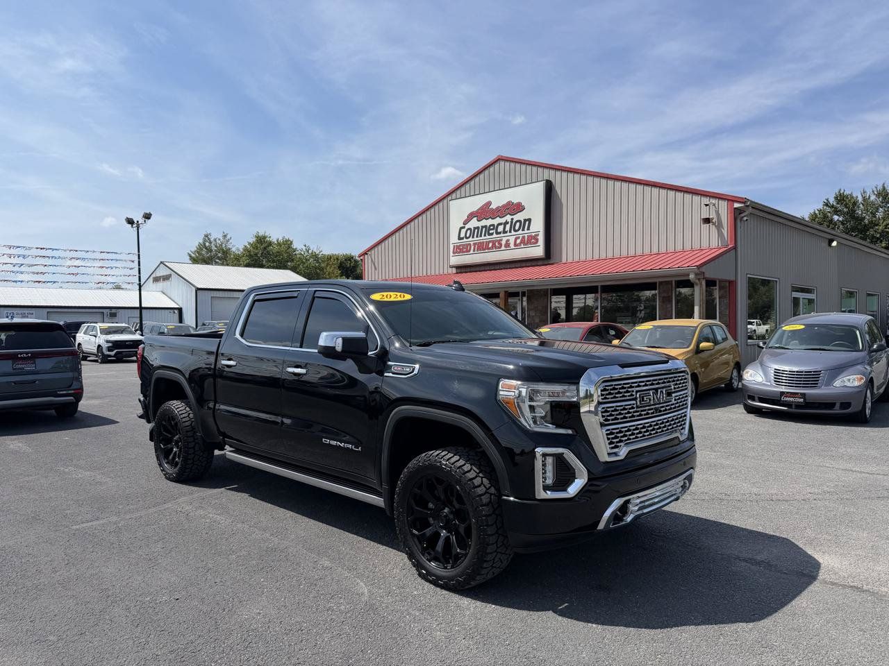 Used 2020 GMC Sierra 1500 Denali w/ Denali Ultimate Package AWD/4WD image 2