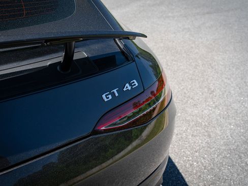Used 2022 Mercedes-Benz AMG GT 43 image 18
