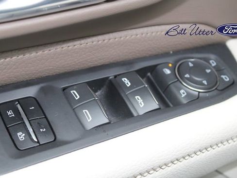 Used 2024 GMC Yukon XL Denali image 21