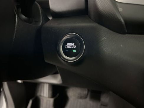 Certified 2023 GMC Terrain SLT w/ Tech Package image 16