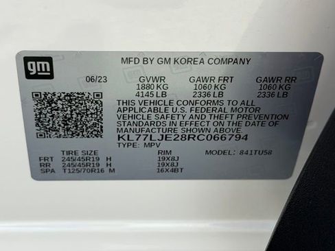 Certified 2024 Chevrolet Trax RS w/ Driver Confidence Package FWD image 23