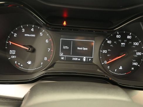 Used 2024 Chevrolet Trax LS w/ LS Convenience Package FWD image 13