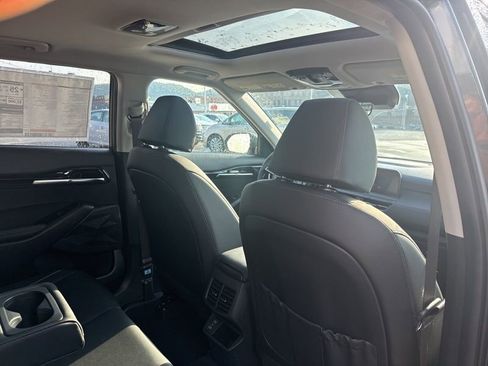 New 2026 Kia Seltos SX w/ SX Sunroof Package image 14