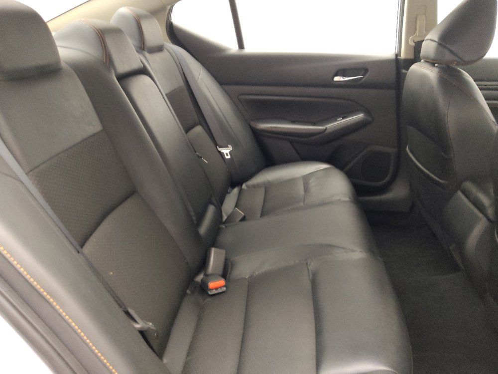 Used 2020 Nissan Altima 2.5 SR FWD image 19