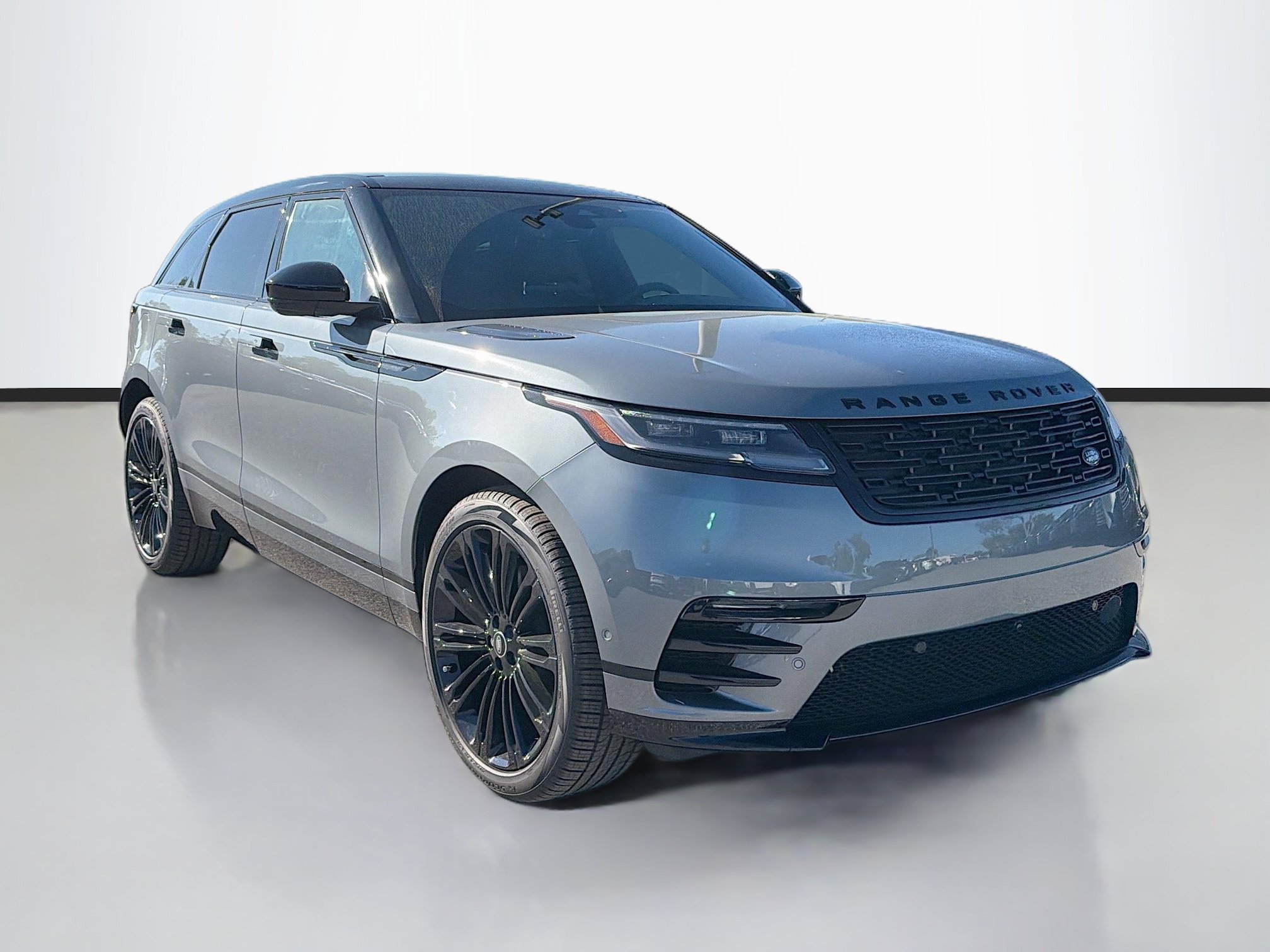 New 2026 Land Rover Range Rover Velar Dynamic SE AWD/4WD image 7