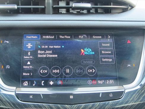 Used 2021 Cadillac XT6 Premium Luxury FWD image 16