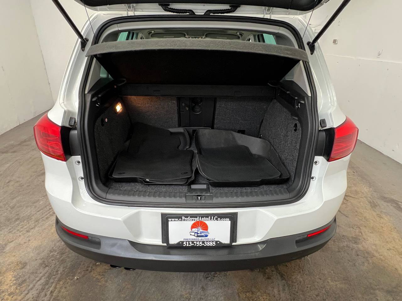 Used 2015 Volkswagen Tiguan SE AWD/4WD image 26