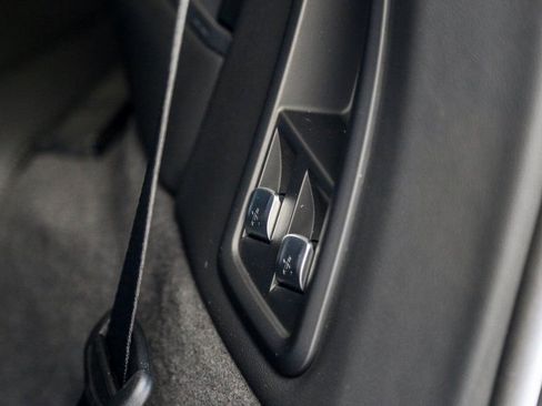 Used 2026 BMW X7 xDrive40i w/ Executive Package image 26