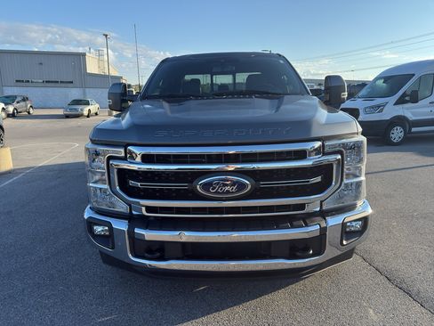 Used 2022 Ford F250 Lariat w/ Lariat Value Package image 2