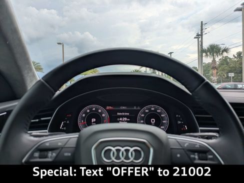 Used 2020 Audi Q8 Prestige AWD/4WD image 31