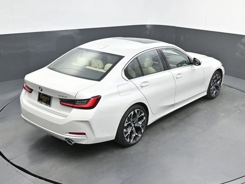 New 2026 BMW 330i Sedan w/ Premium Package RWD image 38