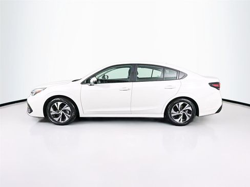 Certified 2025 Subaru Legacy Premium AWD/4WD image 4