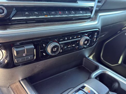 Used 2022 Chevrolet Silverado 1500 RST image 19