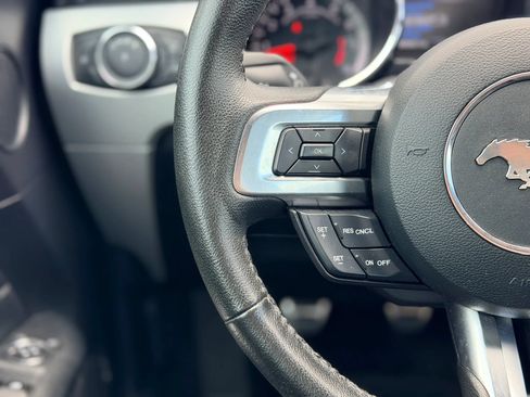 Used 2015 Ford Mustang GT Premium RWD image 19