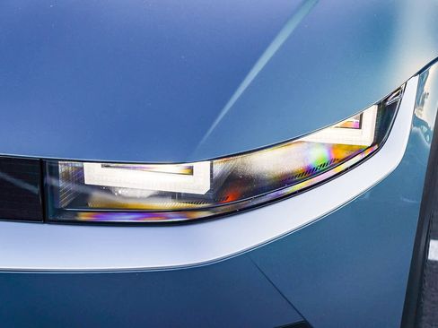 New 2026 Hyundai Ioniq 5 SEL image 8