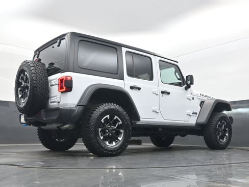 Used 2024 Jeep Wrangler Unlimited Rubicon 4xe image 31
