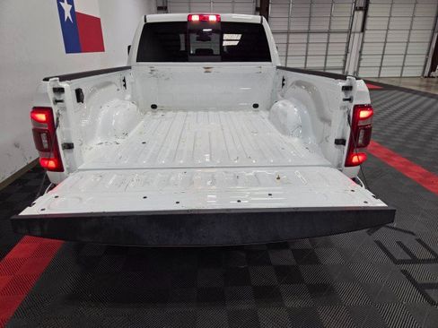 Used 2024 RAM 2500 Laramie AWD/4WD image 30