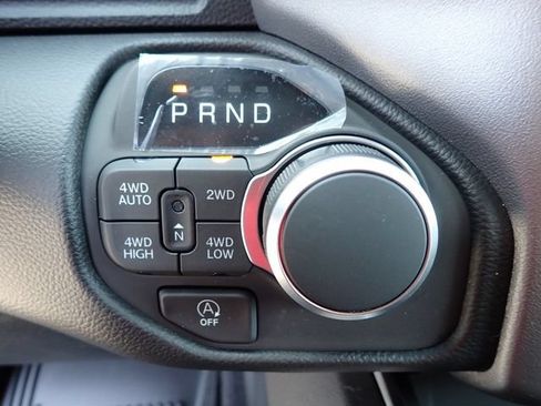New 2026 RAM 1500 Big Horn AWD/4WD image 19
