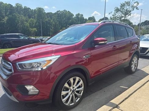 Used 2017 Ford Escape Titanium FWD image 8