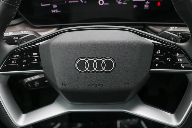 Used 2025 Audi Q5 Premium Plus w/ Premium Plus AWD/4WD image 11