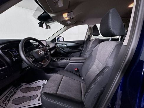 Certified 2026 Nissan Rogue SV image 15