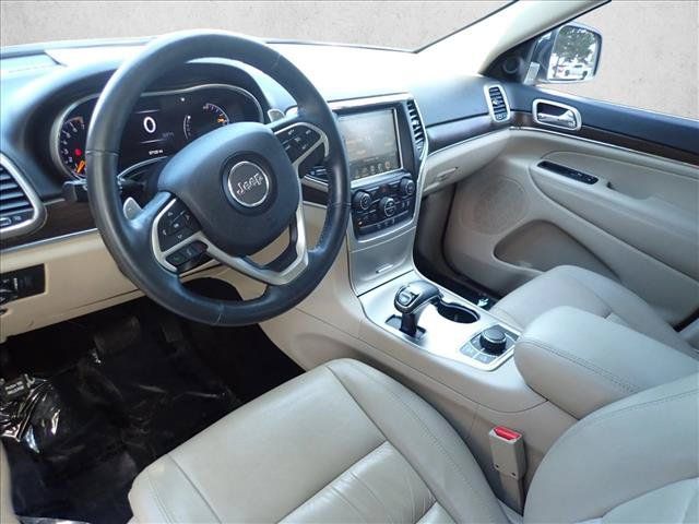 Used 2015 Jeep Grand Cherokee Limited AWD/4WD image 12