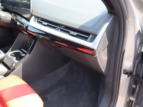Used 2025 BMW X1 xDrive28i w/ Technology Package AWD/4WD image 18
