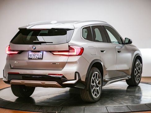 Certified 2023 BMW X1 xDrive28i w/ Convenience Package AWD/4WD image 5