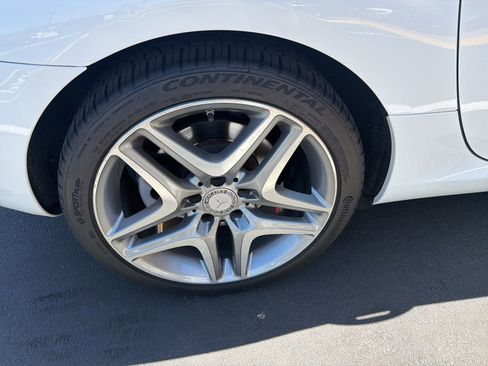 Used 2015 Mercedes-Benz SLK 250 image 11