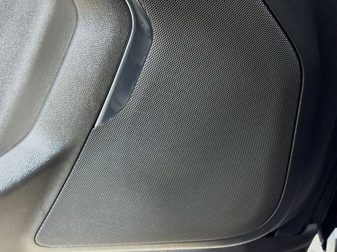 Used 2025 Chevrolet Tahoe LS image 19