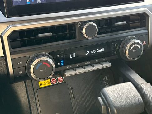 Used 2025 Toyota 4Runner TRD Sport Premium AWD/4WD image 27