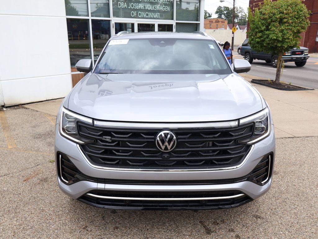 Used 2024 Volkswagen Atlas Cross Sport SEL Premium R-Line AWD/4WD image 8