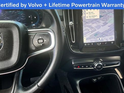 Certified 2025 Volvo XC40 B5 Core image 26