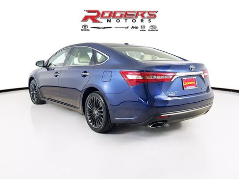Used 2016 Toyota Avalon Touring FWD image 11