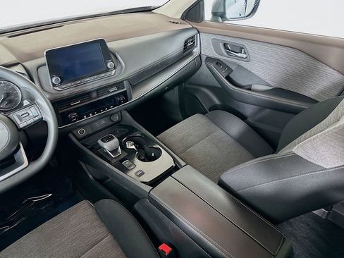 Certified 2023 Nissan Rogue SV FWD image 29