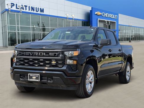 New 2026 Chevrolet Silverado 1500 Custom RWD image 2