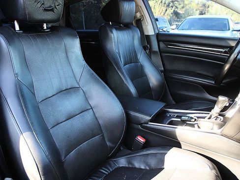 Used 2018 Honda Accord EX-L image 22